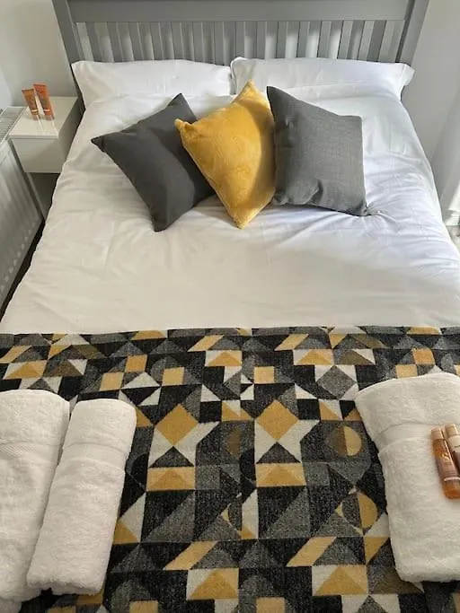 Modern 1-Bed Apartment 벨파스트 0*,  영국