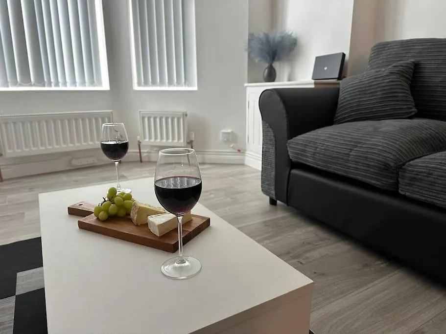 Modern 1-Bed Apartment 벨파스트 0*,